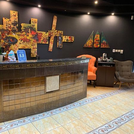 Hotel Alexander'S ニトラ エクステリア 写真