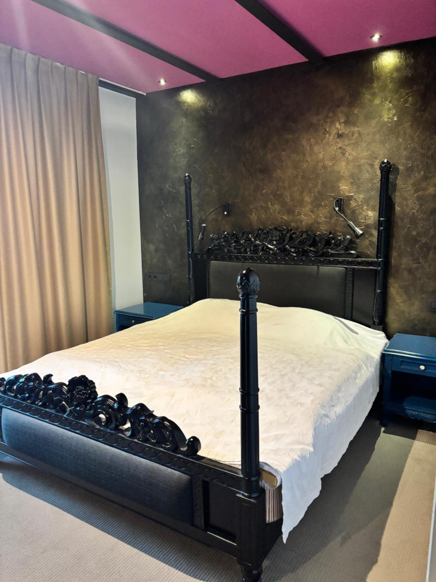 Hotel Alexander'S ニトラ エクステリア 写真